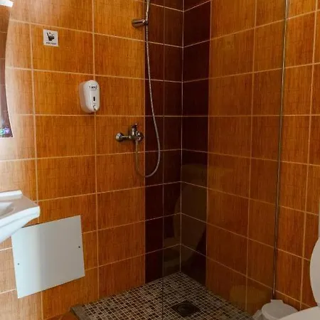 United Pr Hotel