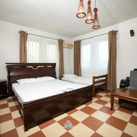 United Pr Hotel